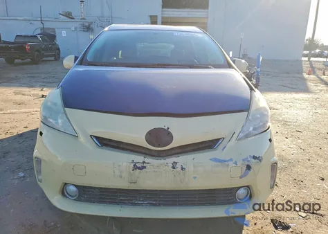 2012 Toyota Prius V z USA, uszkodzony, nr VIN JTDZN3EU0C3068386